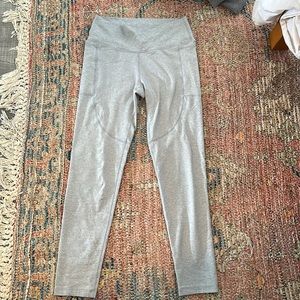 Vuori original elevation legging heather gray